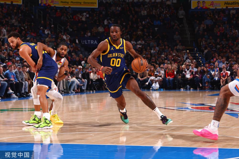 在门线上的 在门线上的