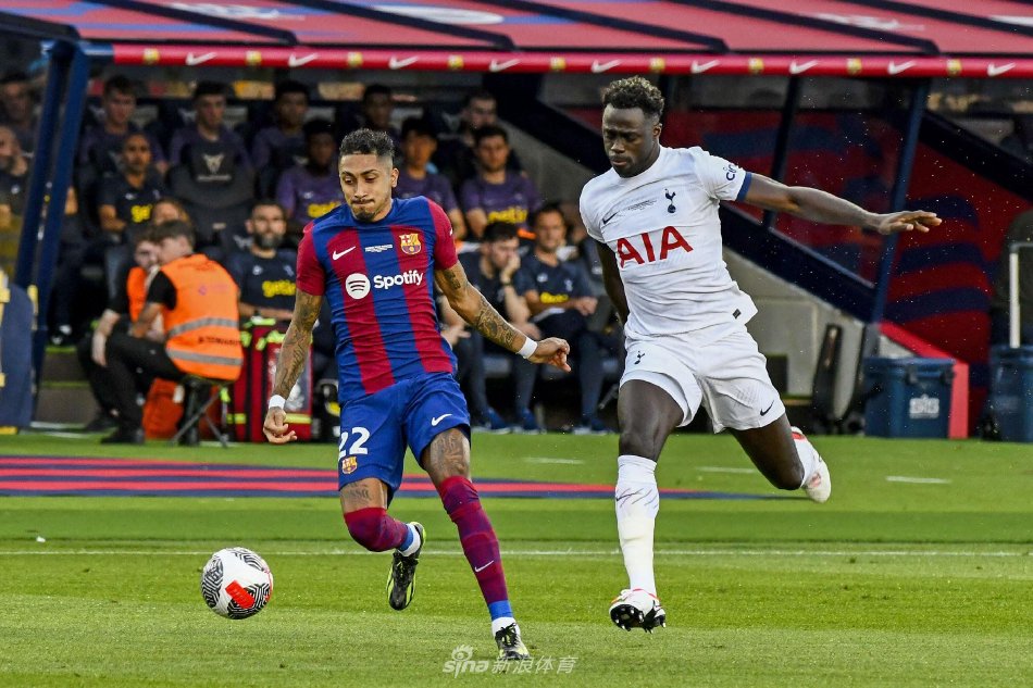 会上首枚奖 会上首枚奖