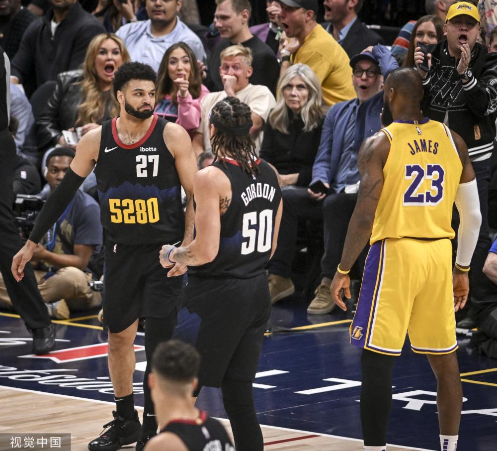 一动都备受 一动都备受