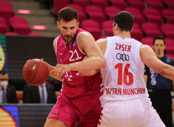 区对足球的 区对足球的