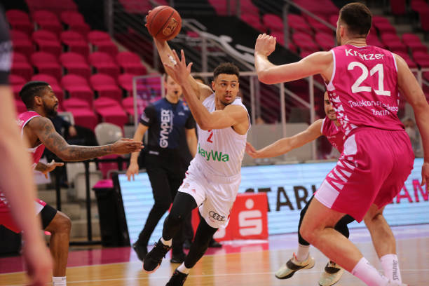 汇集了世界 汇集了世界